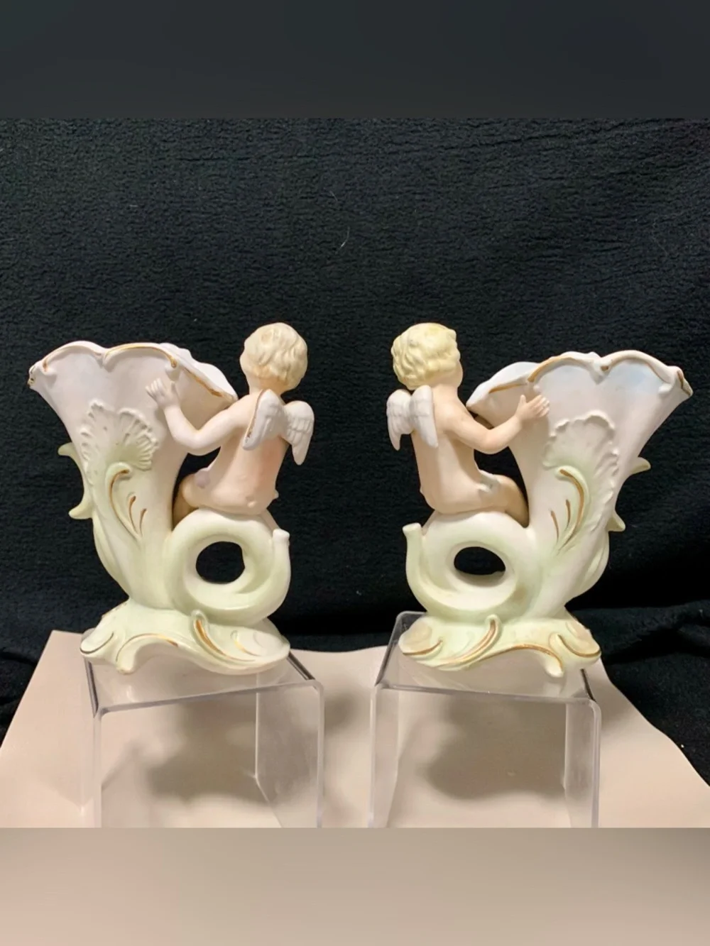 🔍 Vintage Porcelain Cherub Angel Vase Pair Rococo Floral Gold Accents